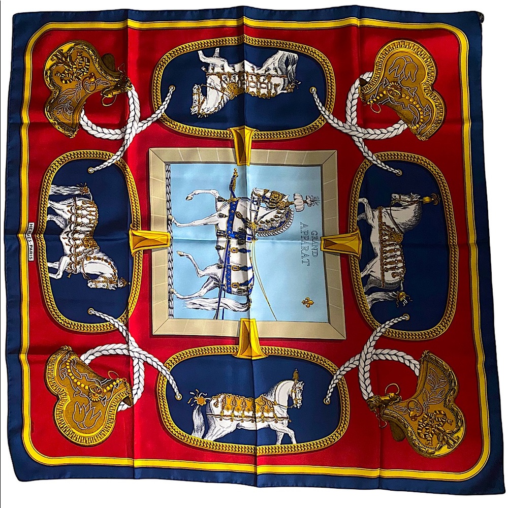 Hermès Scarf